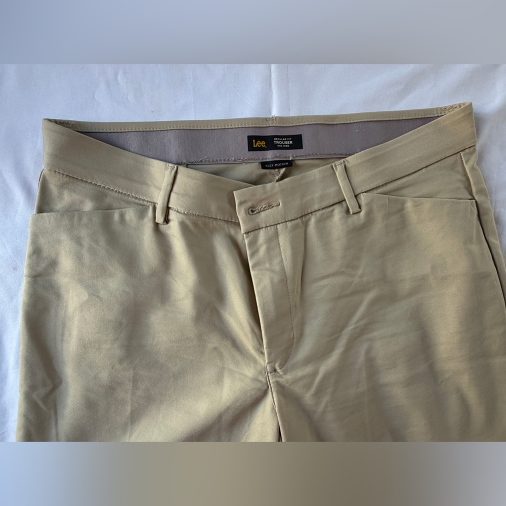 Lee Khaki Trousers - Picture 3 of 5